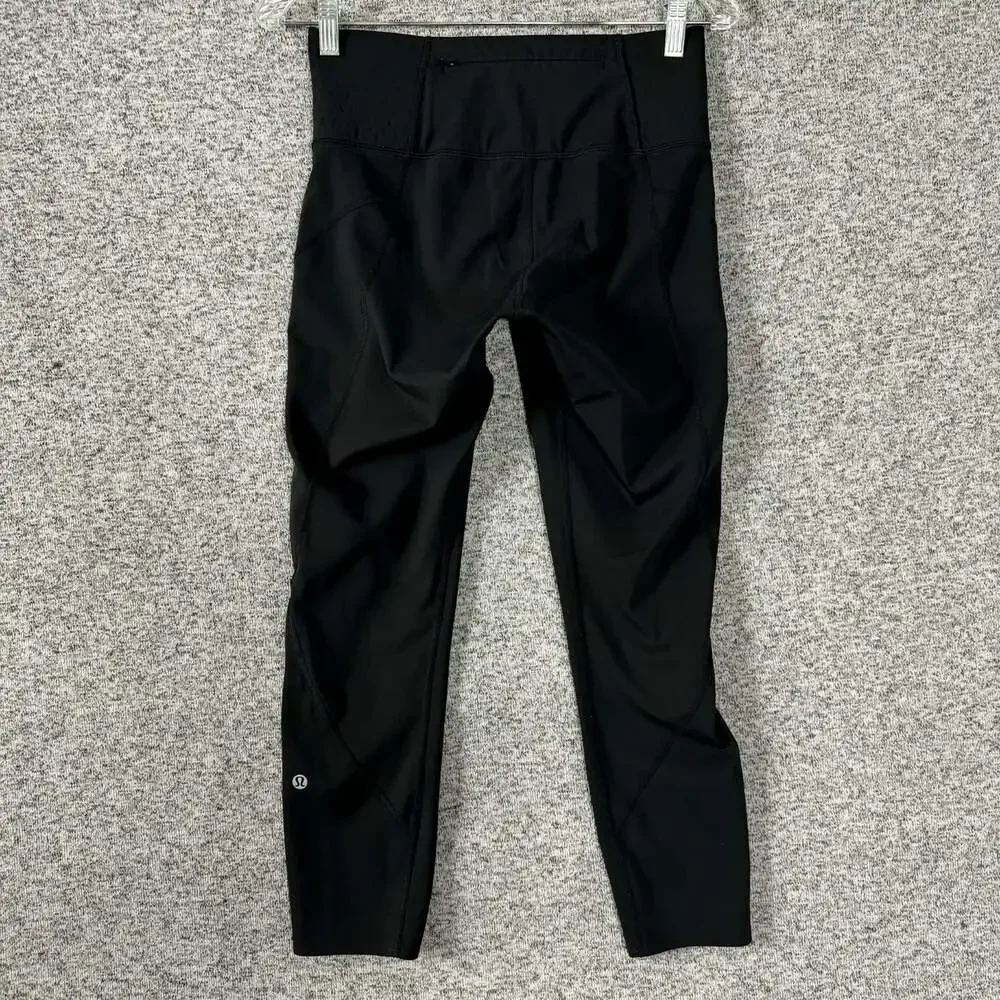 Lululemon Women's 8 Black Nylon 7/8 Compression Activewear Tights
